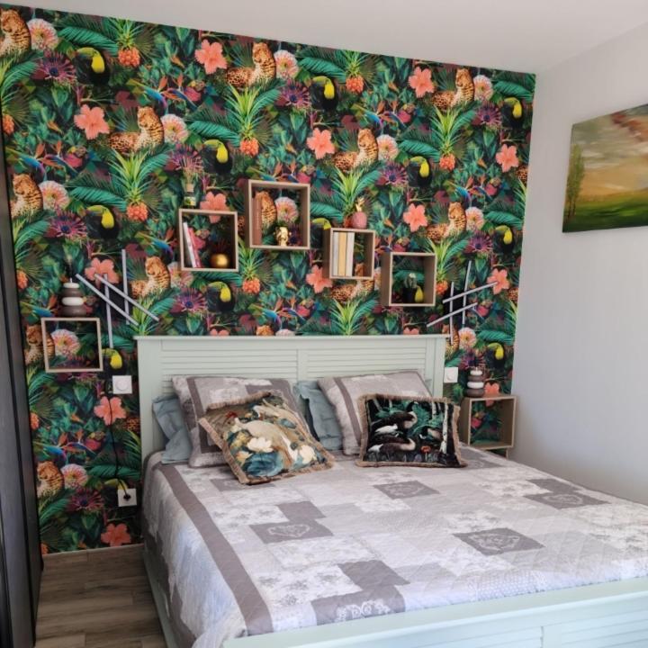Les Papillons D'Uzes Bed & Breakfast Saint-Laurent-la-Vernède Eksteriør bilde
